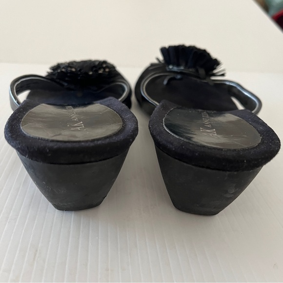 Anne Klein Catrin Black Flower Puff Slip On Thong Wedge Heel Sandal 7 - Picture 7 of 10
